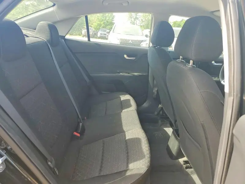 2021 KIA RIO LX  