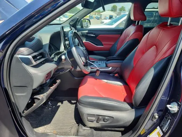2021 TOYOTA HIGHLANDER XSE  