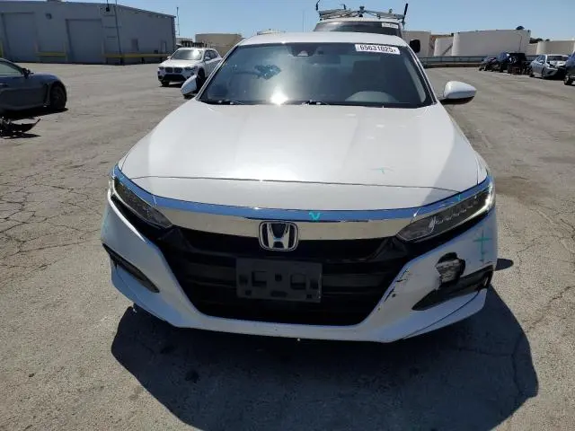 2018 HONDA ACCORD LX  