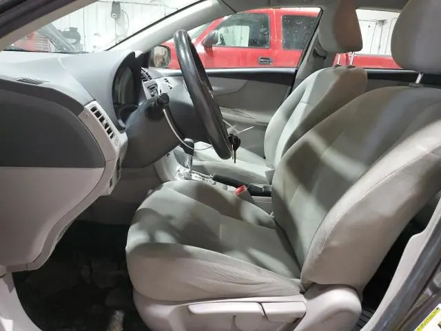 2013 TOYOTA COROLLA BASE  