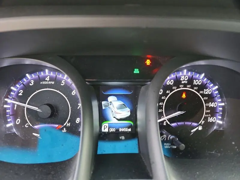 2016 TOYOTA AVALON XLE PLUS  
