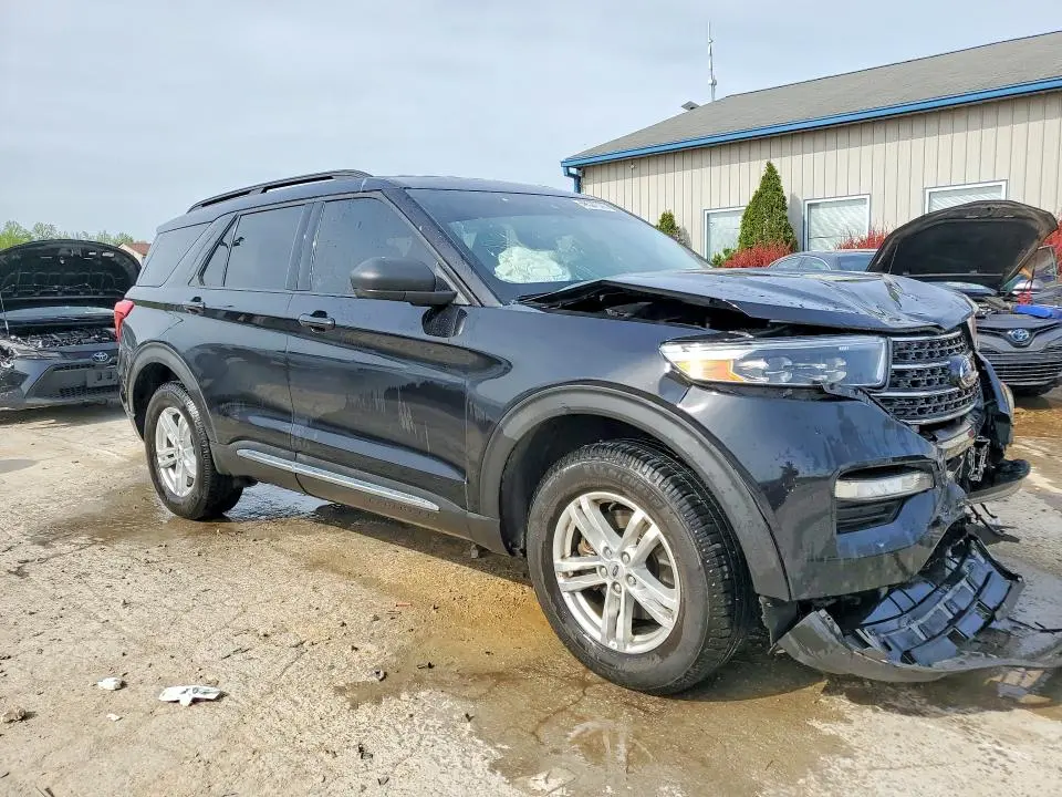 2020 FORD EXPLORER XLT  