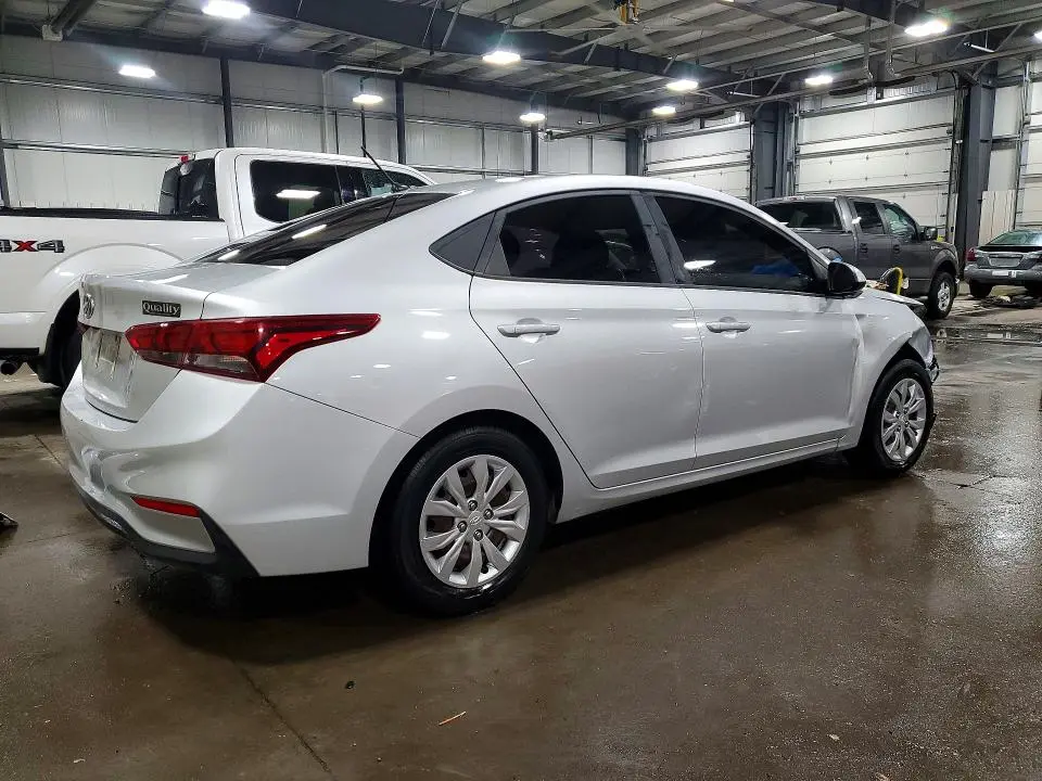 2018 HYUNDAI ACCENT SE  