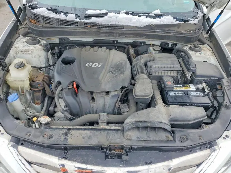 2013 HYUNDAI SONATA SE  