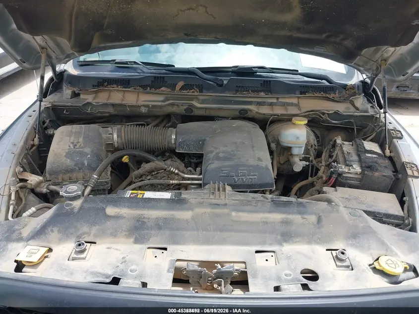 2021 RAM 1500 CLASSIC TRADESMAN  4X4 8' BOX