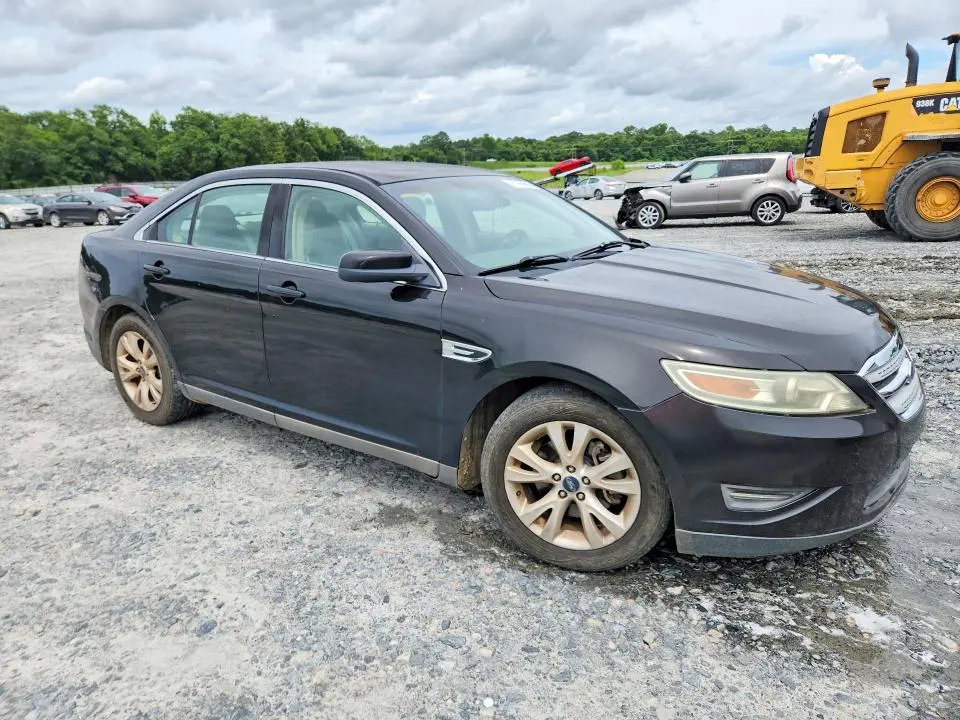 2010 FORD TAURUS SEL  