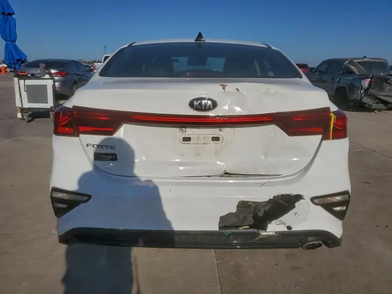 2021 KIA FORTE FE  