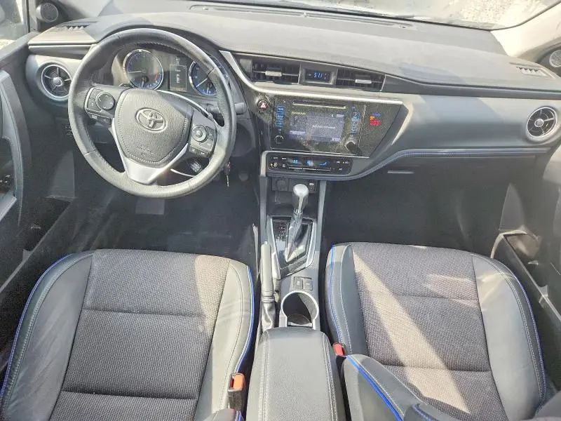 2018 TOYOTA COROLLA SE  