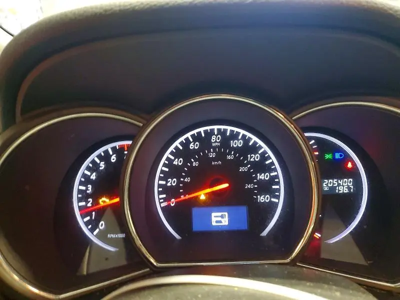 2011 NISSAN MURANO S  