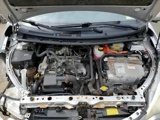 2013 TOYOTA PRIUS C   