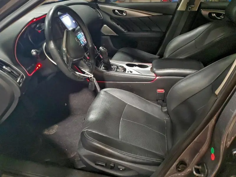 2021 INFINITI Q50 LUXE  