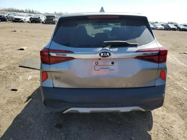 2021 KIA SELTOS LX  