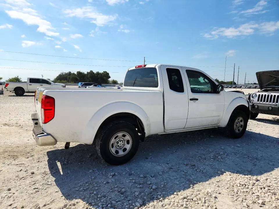 2012 NISSAN FRONTIER S  