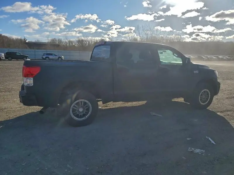 2011 TOYOTA TUNDRA CREWMAX SR5  