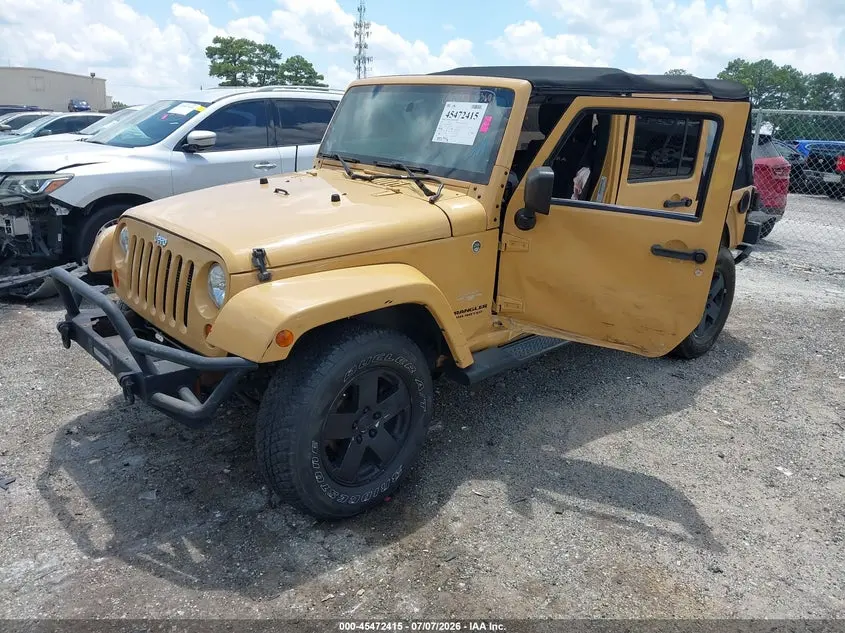 2013 JEEP WRANGLER UNLIMITED SAHARA