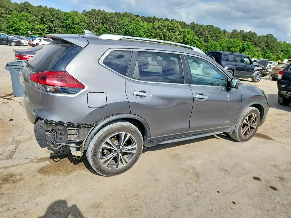 2019 NISSAN ROGUE SV  