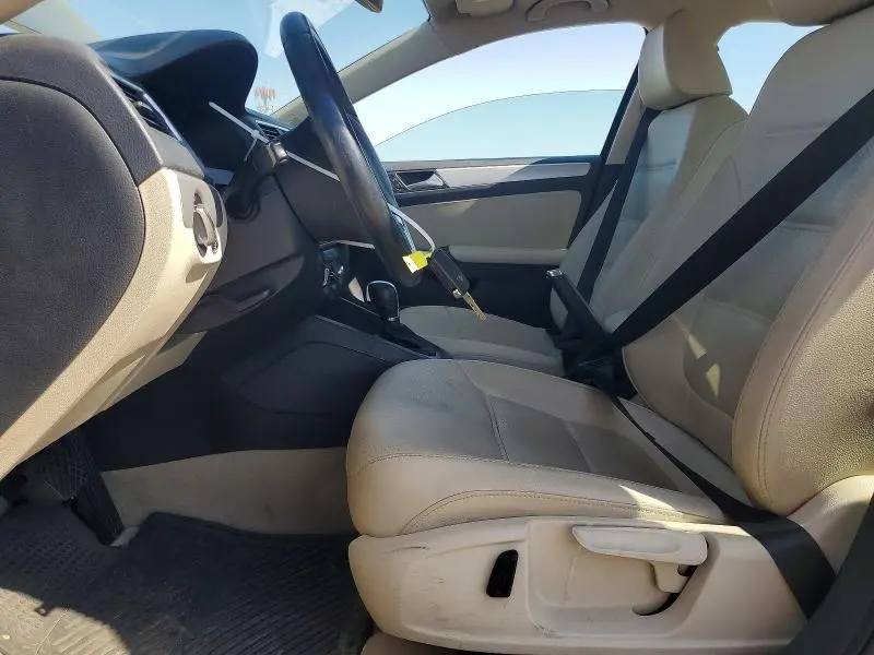 2014 VOLKSWAGEN JETTA SE  