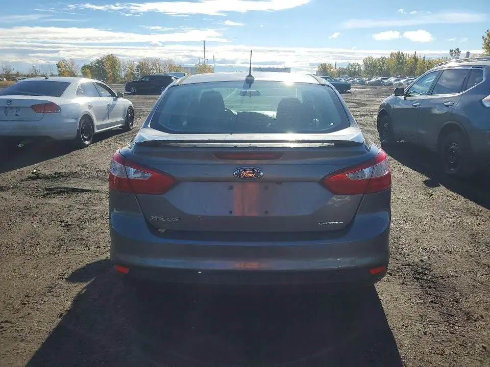 2014 FORD FOCUS TITANIUM  