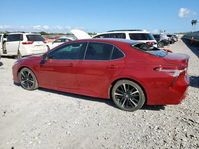 2018 TOYOTA CAMRY XSE  