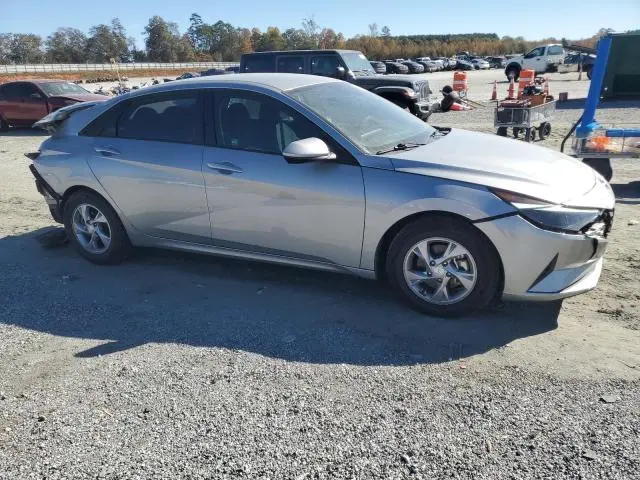 2021 HYUNDAI ELANTRA SE  