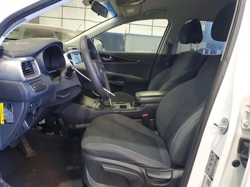 2016 KIA SORENTO LX V6  