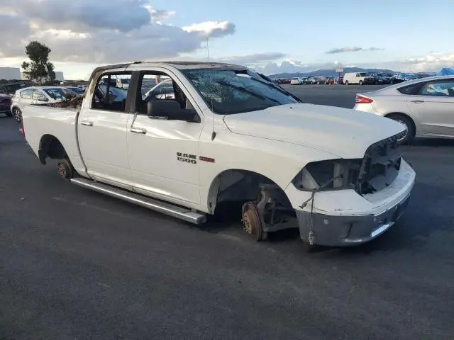 2016 RAM 1500 SLT  