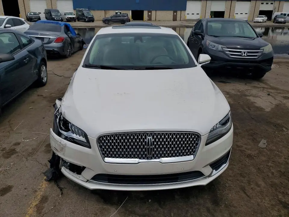 2019 LINCOLN MKZ RESERVE II  