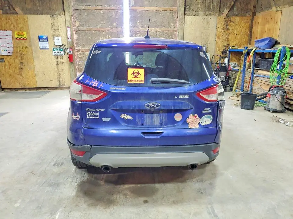 2016 FORD ESCAPE SE  