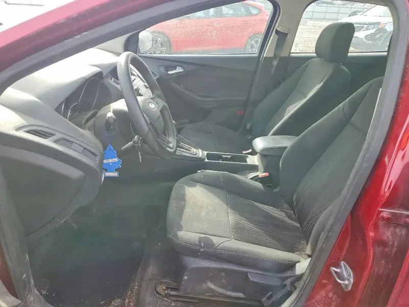 2017 FORD FOCUS SE  