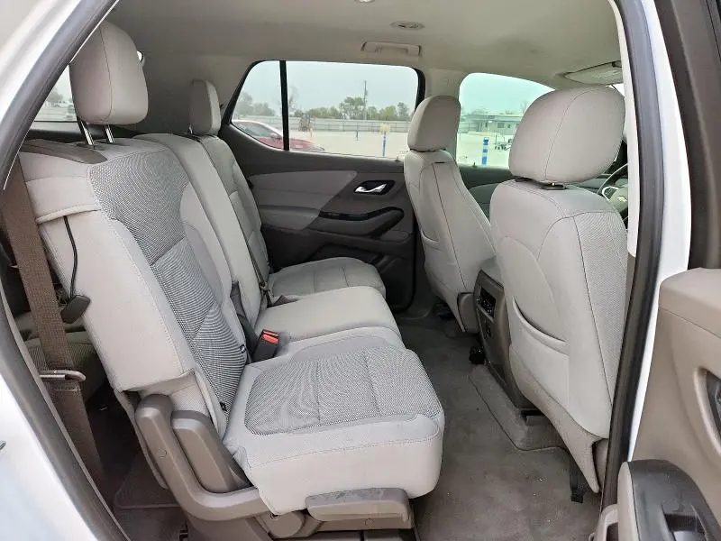 2018 CHEVROLET TRAVERSE LT  