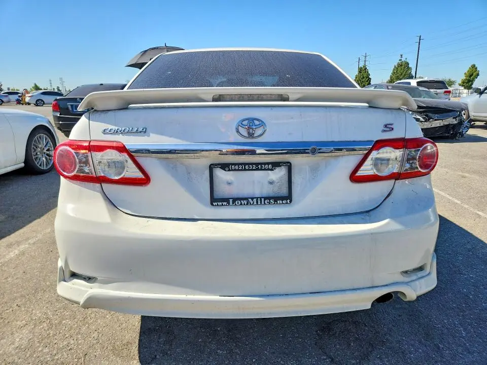 2013 TOYOTA COROLLA S  