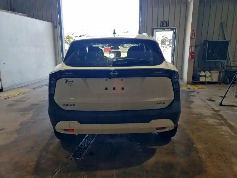 2026 NISSAN KICKS SV  