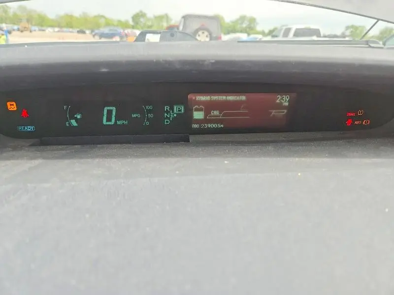 2010 TOYOTA PRIUS III  