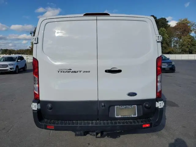 2024 FORD TRANSIT T-250  