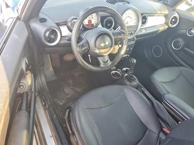 2013 MINI COOPER   