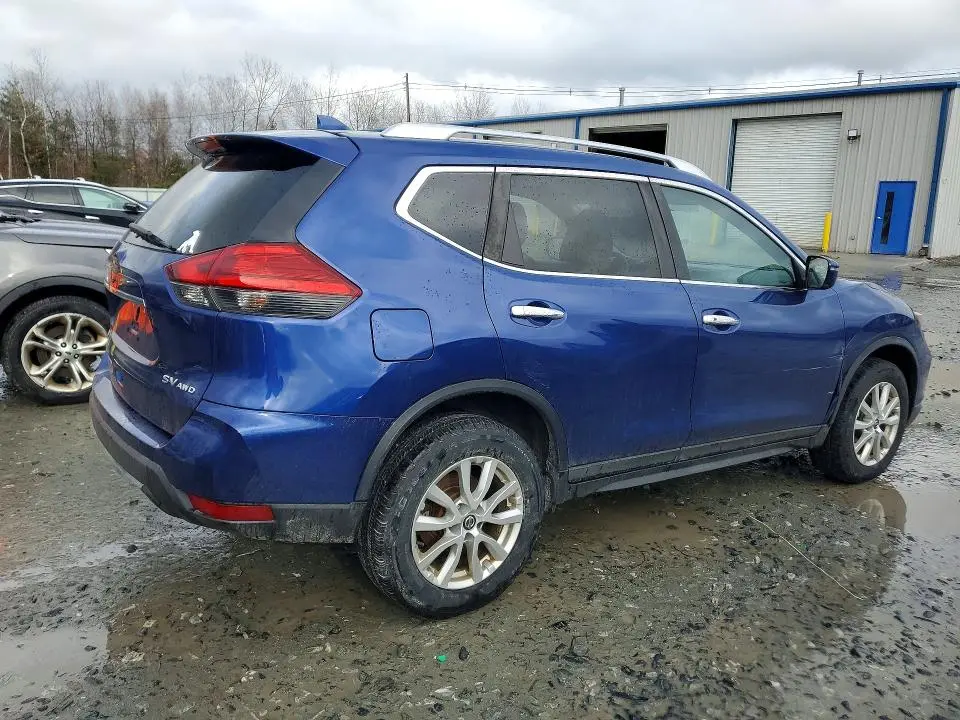 2017 NISSAN ROGUE SV  