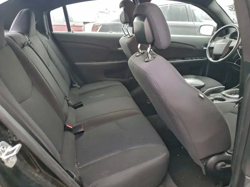 2013 CHRYSLER 200 LX  