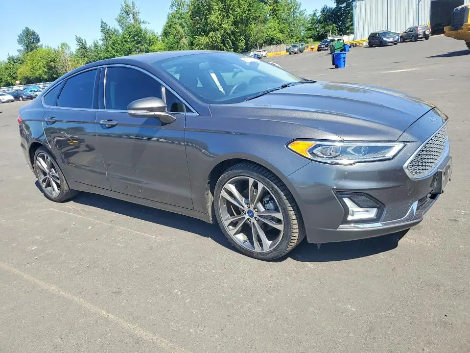 2020 FORD FUSION TITANIUM  