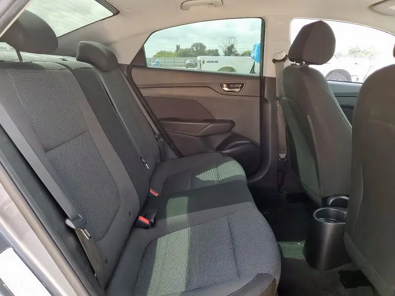 2019 HYUNDAI ACCENT SE  