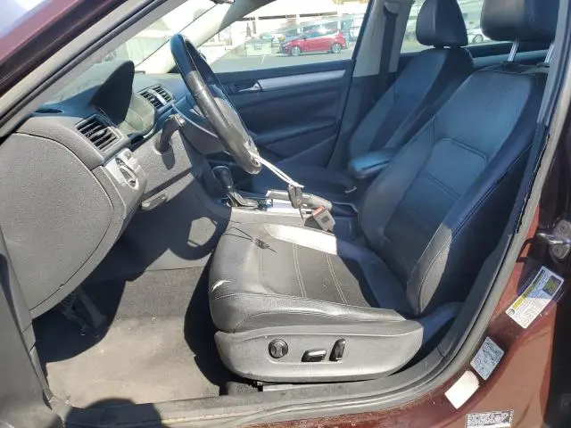 2012 VOLKSWAGEN PASSAT SE  