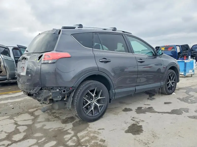 2016 TOYOTA RAV4 SE  