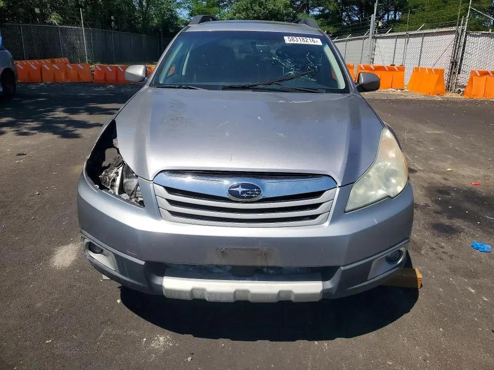 2010 SUBARU OUTBACK 2.5I PREMIUM  