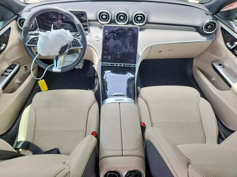 2025 MERCEDES-BENZ C 300  