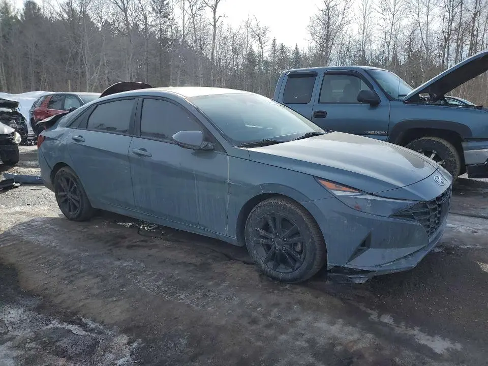 2022 HYUNDAI ELANTRA SEL  