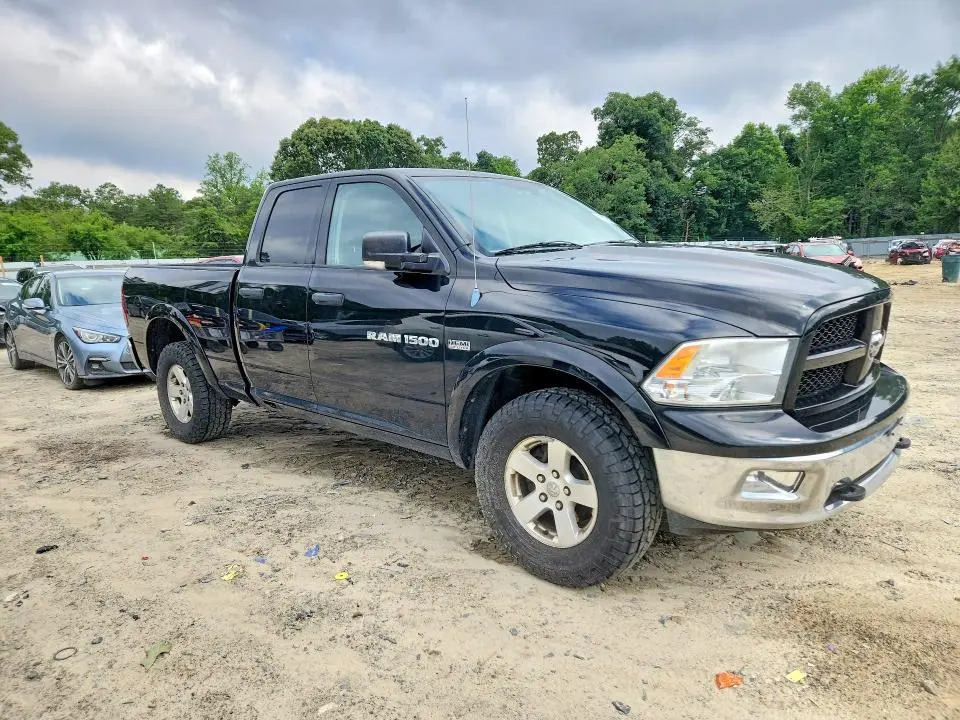 2012 DODGE RAM 1500 SLT  