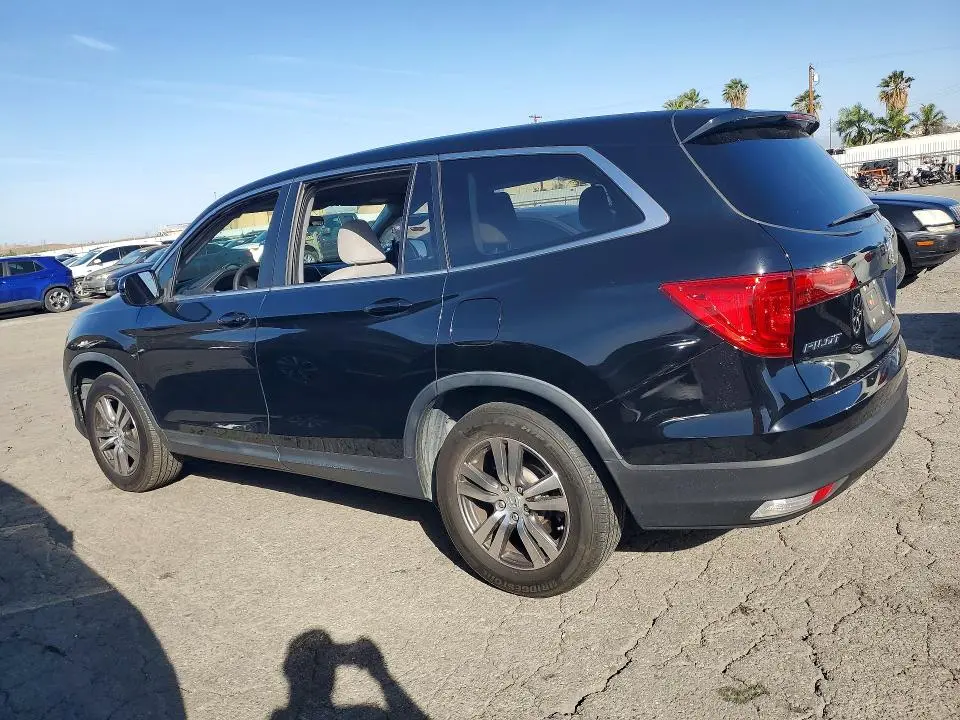 2017 HONDA PILOT EX  