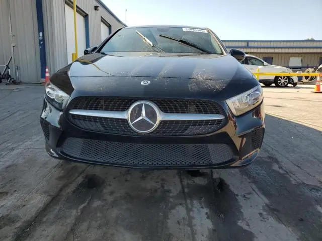 2019 MERCEDES-BENZ A 220  
