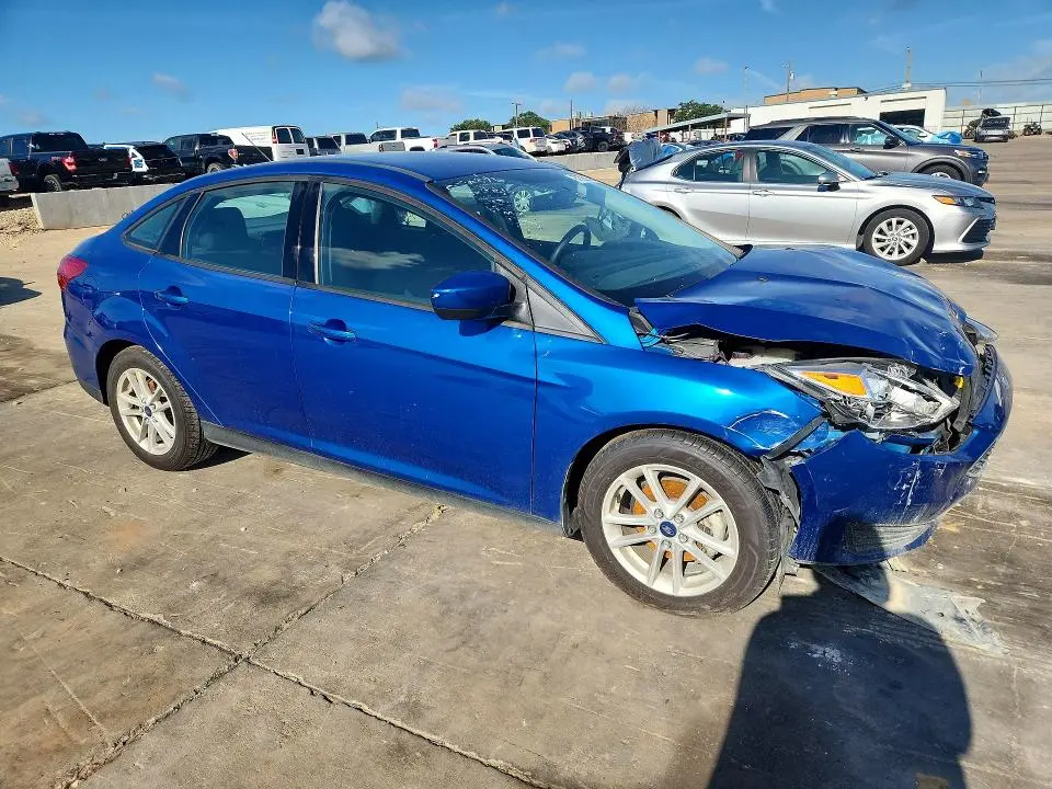 2018 FORD FOCUS SE  