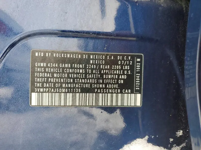 2013 VOLKSWAGEN JETTA S  