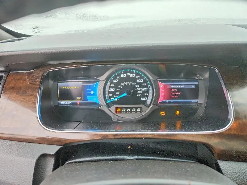 2013 FORD TAURUS LIMITED  